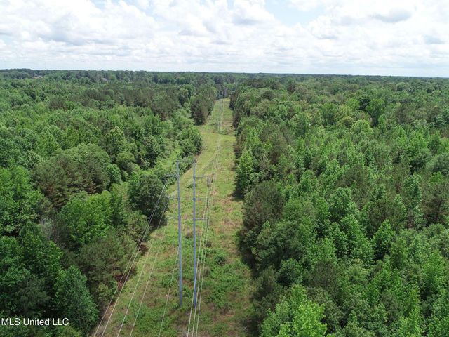 Jacinto Road, Booneville, MS 38829