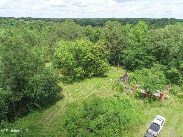 Jacinto Road, Booneville, MS 38829