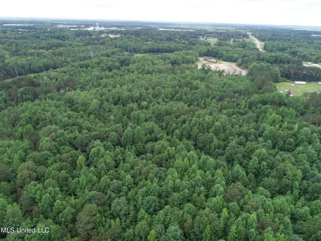 Jacinto Road, Booneville, MS 38829