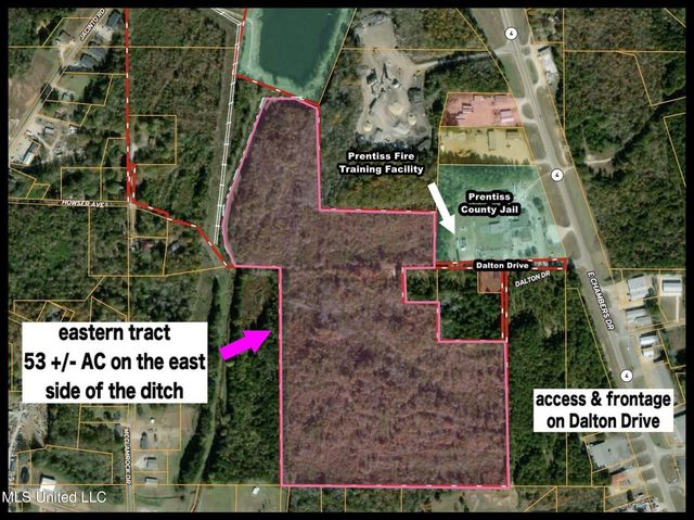 Jacinto Road, Booneville, MS 38829