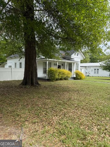 125 CREIGHTON, Eastman, GA 31023