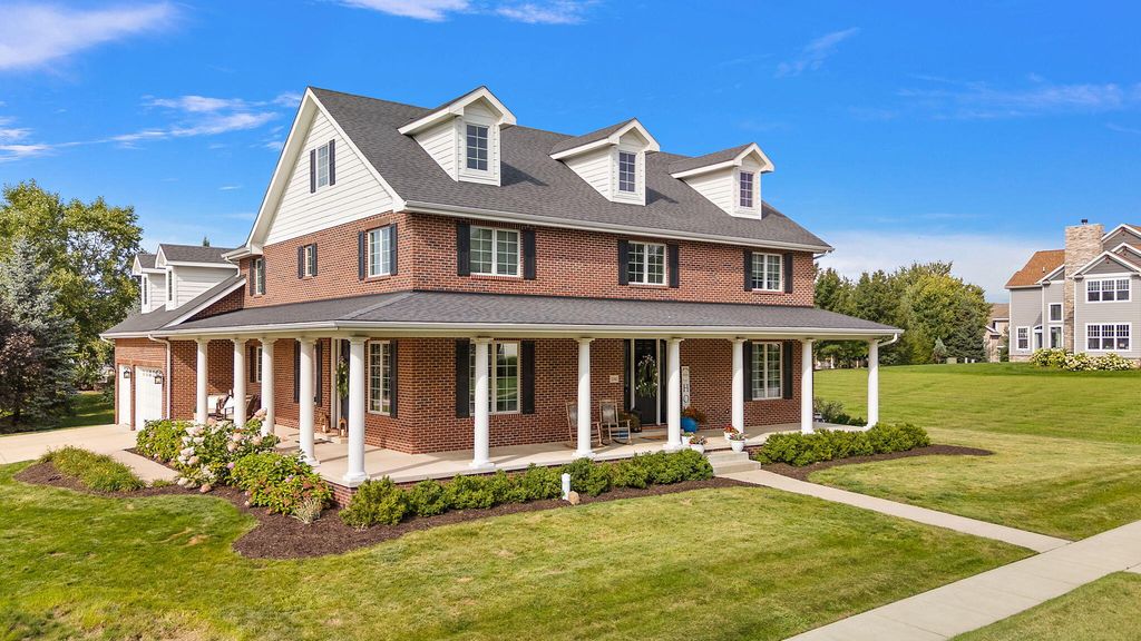 1040 Kilarney Road, Chesterton, IN 46304