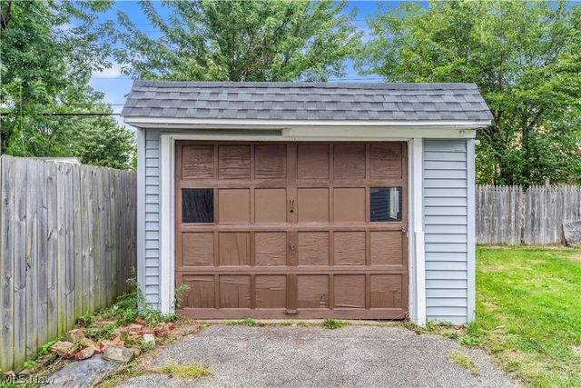 3878 W 137th Street, Cleveland, OH 44111