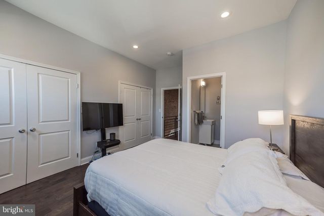 1131 S 23RD ST, Philadelphia, PA 19146