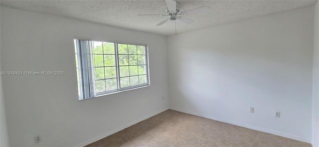 4149 N Haverhill Rd 1619, West Palm Beach, FL 33417