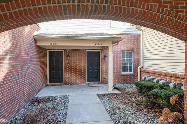 43540 Pendleton Circle, Sterling Heights, MI 48313