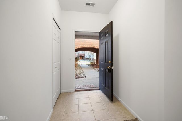 43540 Pendleton Circle, Sterling Heights, MI 48313