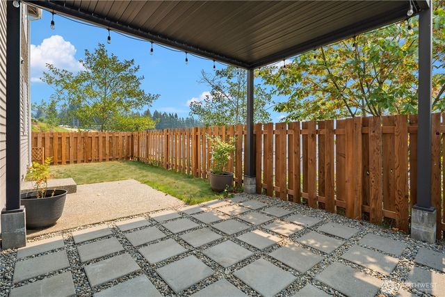 16306 24th Street E, Lake Tapps, WA 98391