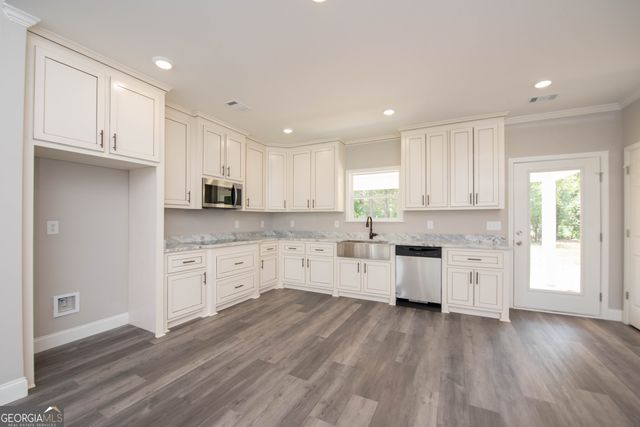 101 Little Farm Lane, Kathleen, GA 31047