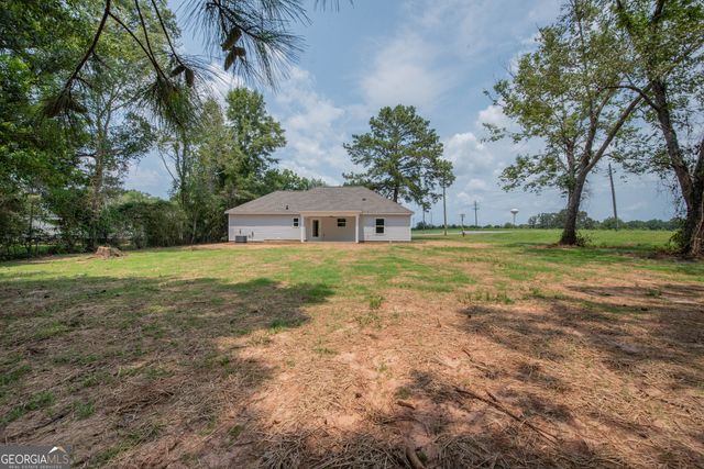 101 Little Farm Lane, Kathleen, GA 31047