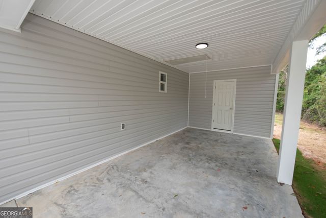 101 Little Farm Lane, Kathleen, GA 31047