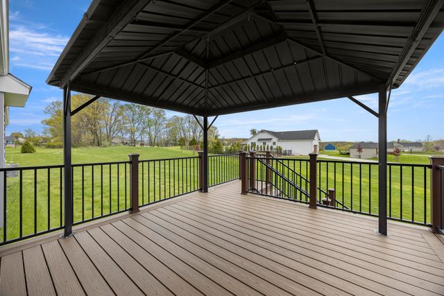 679 Pheasant Ridge Drive, Brandon Charter Twp, MI 48462
