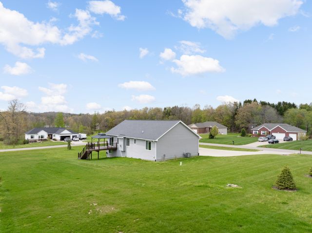 679 Pheasant Ridge Drive, Brandon Charter Twp, MI 48462