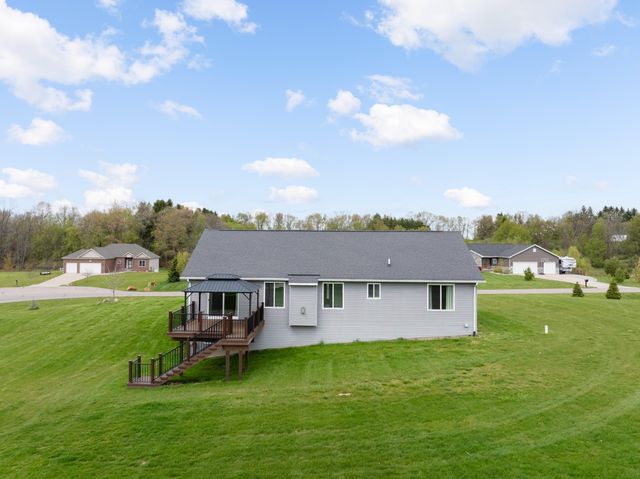 679 Pheasant Ridge Drive, Brandon Charter Twp, MI 48462