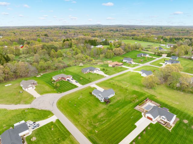 679 Pheasant Ridge Drive, Brandon Charter Twp, MI 48462