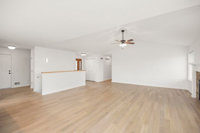 679 Pheasant Ridge Drive, Brandon Charter Twp, MI 48462