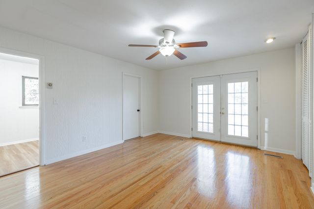 3653 Larry Lane, Chattanooga, TN 37412