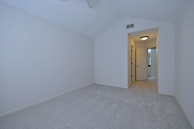 920 Highgate Lane, Grayslake, IL 60030