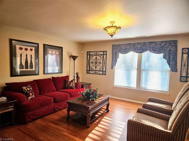 2514 Renard Road, Greensboro, NC 27406