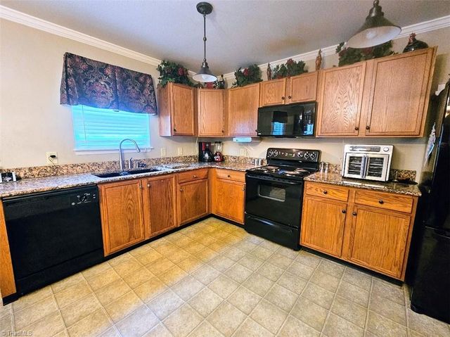 2514 Renard Road, Greensboro, NC 27406