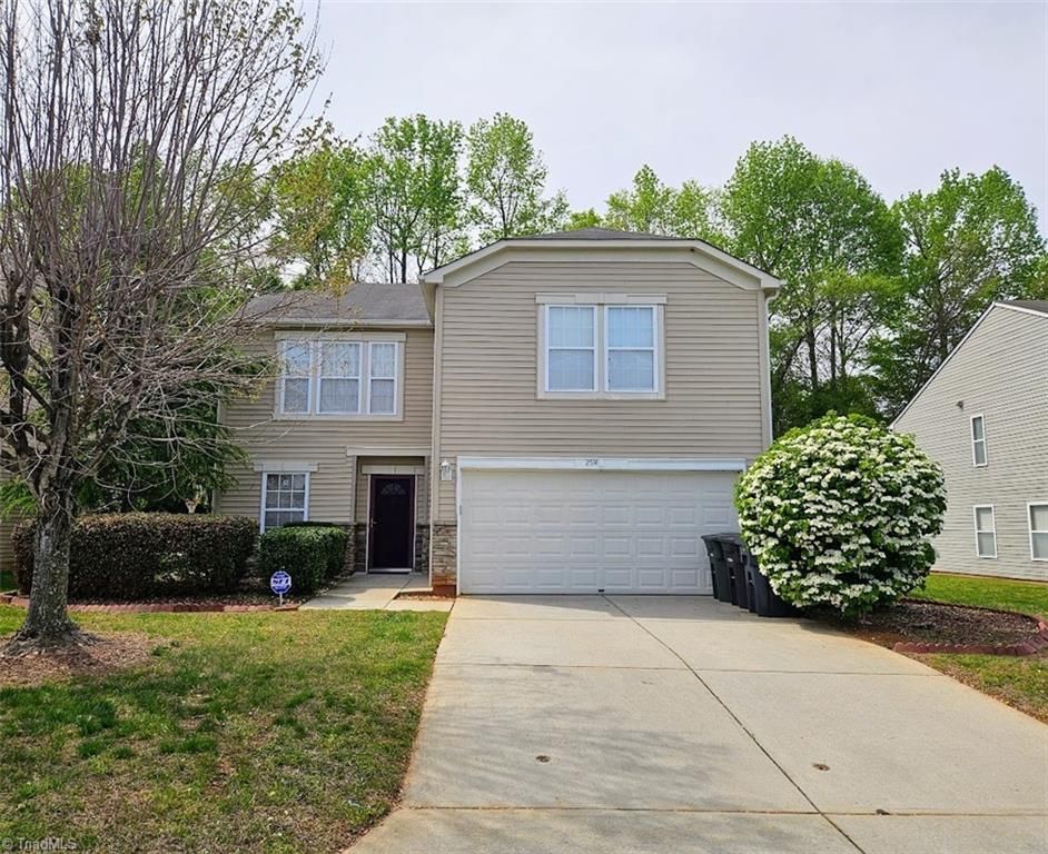 2514 Renard Road, Greensboro, NC 27406