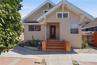 706 W 42nd, Los Angeles, CA 90037