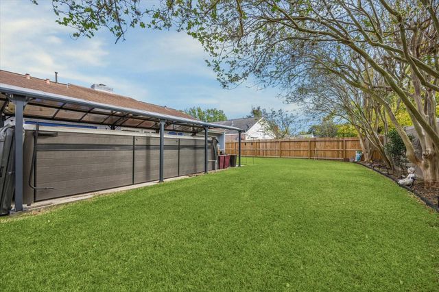 11947 Briar Forest Drive, Houston, TX 77077