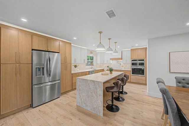 1301 ALAMEDA AVENUE, Clearwater, FL 33759