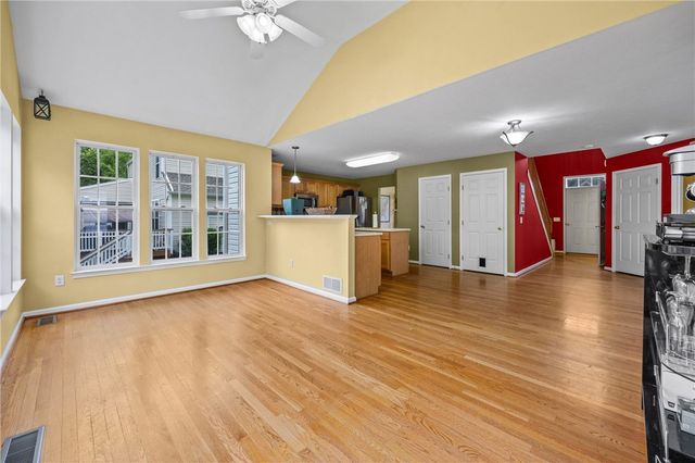 1310 Surrey Garden, Webster, NY 14580