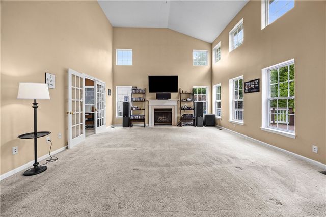 1310 Surrey Garden, Webster, NY 14580