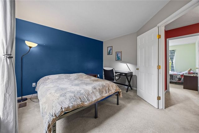 1310 Surrey Garden, Webster, NY 14580