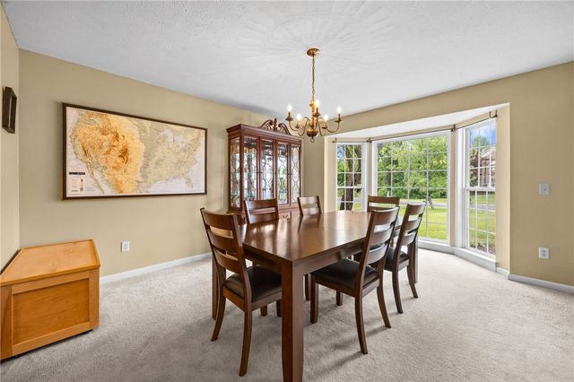 1310 Surrey Garden, Webster, NY 14580