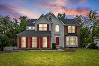 1310 Surrey Garden, Webster, NY 14580