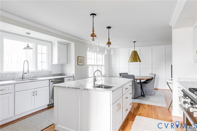 10451 Cherokee Rd, Richmond, VA 23235