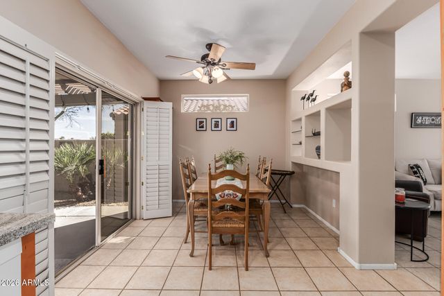 15836 W Lahlum Lane, Surprise, AZ 85374