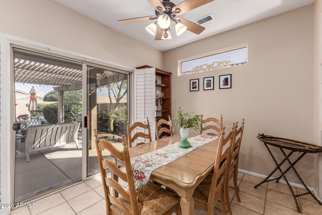 15836 W Lahlum Lane, Surprise, AZ 85374