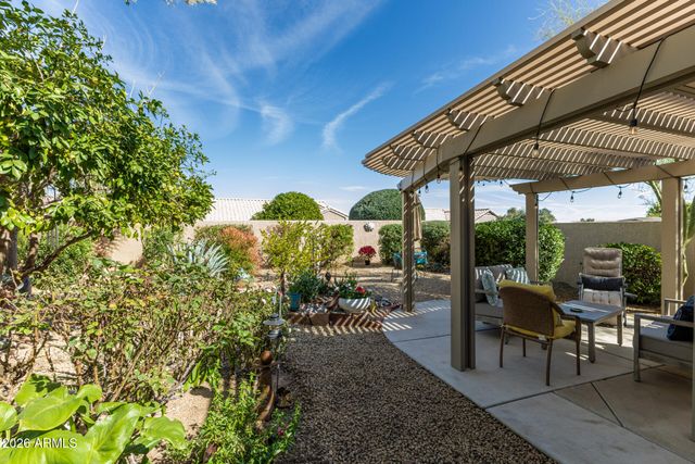 15836 W Lahlum Lane, Surprise, AZ 85374