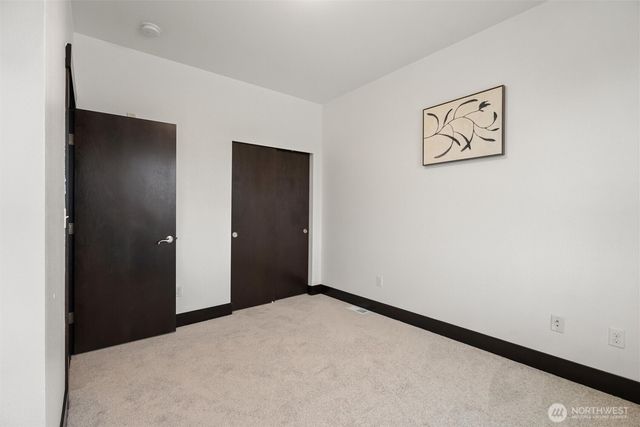 4000 NE 3rd Place, Renton, WA 98056