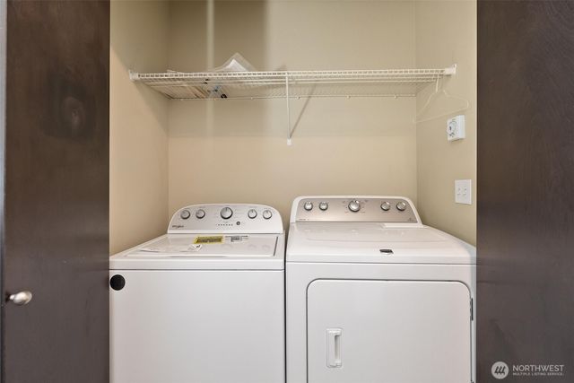 4000 NE 3rd Place, Renton, WA 98056