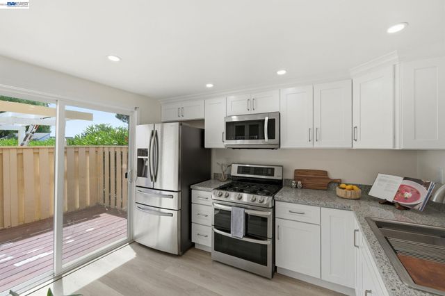 1245 Marina Circle, Discovery Bay, CA 94505