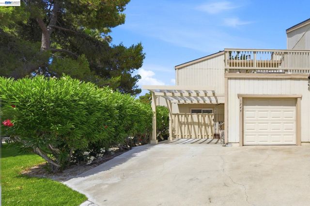 1245 Marina Circle, Discovery Bay, CA 94505