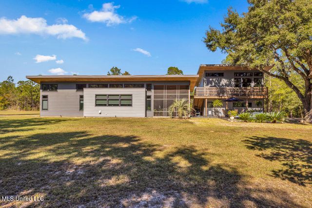 5084 Firetower Road, Kiln, MS 39556