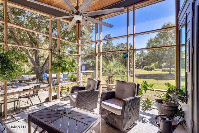 5084 Firetower Road, Kiln, MS 39556