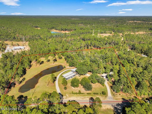 5084 Firetower Road, Kiln, MS 39556