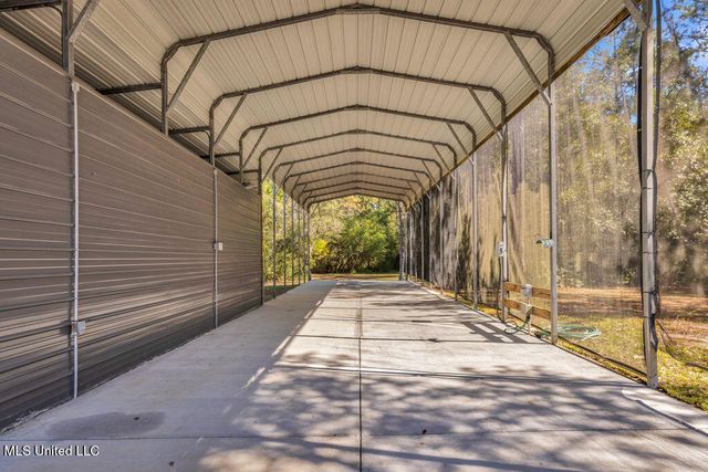 5084 Firetower Road, Kiln, MS 39556