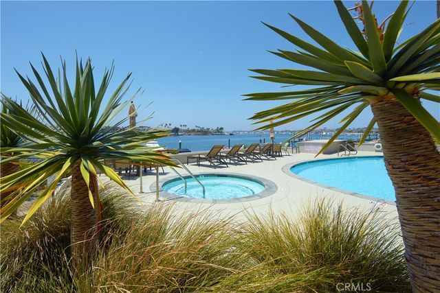 2525 Ocean Boulevard 6B & 6C, Corona Del Mar, CA 92625
