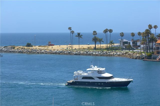 2525 Ocean Boulevard 6B & 6C, Corona Del Mar, CA 92625