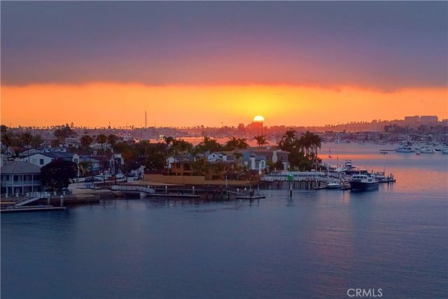 2525 Ocean Boulevard 6B & 6C, Corona Del Mar, CA 92625