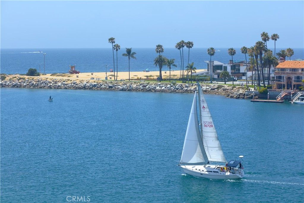 2525 Ocean Boulevard 6B & 6C, Corona Del Mar, CA 92625
