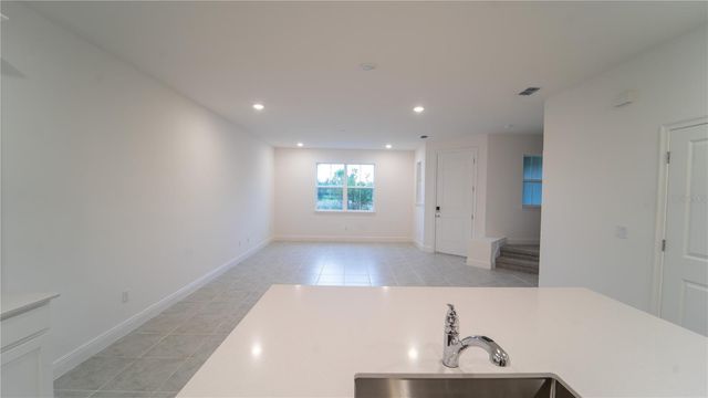 4887 CROSS PRAIRIE PARKWAY, St Cloud, FL 34772